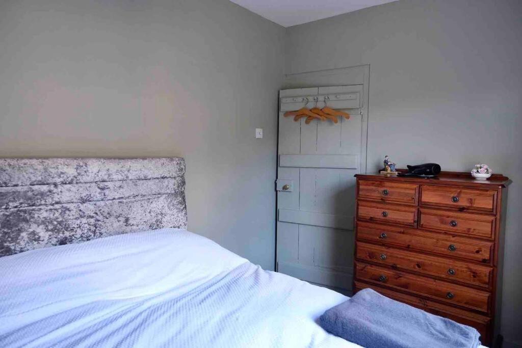 Regency Cottage 10 Minutes From Bath City Centre Exterior photo