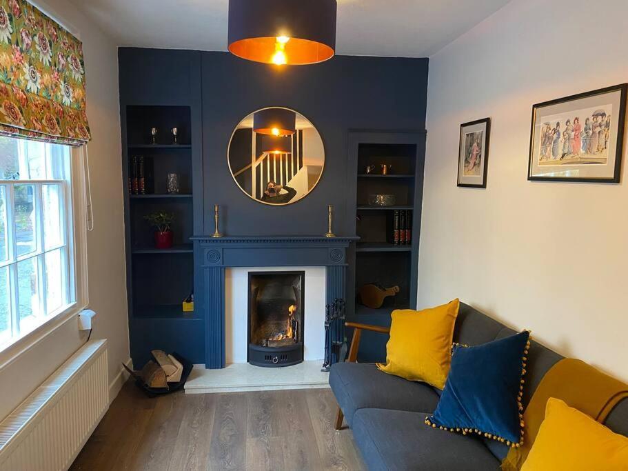 Regency Cottage 10 Minutes From Bath City Centre Exterior photo